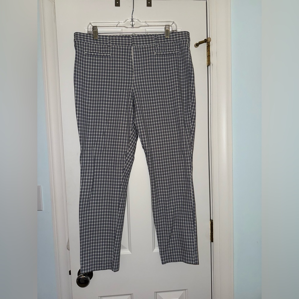 GAP Navy and White Checkered Ankle Pants